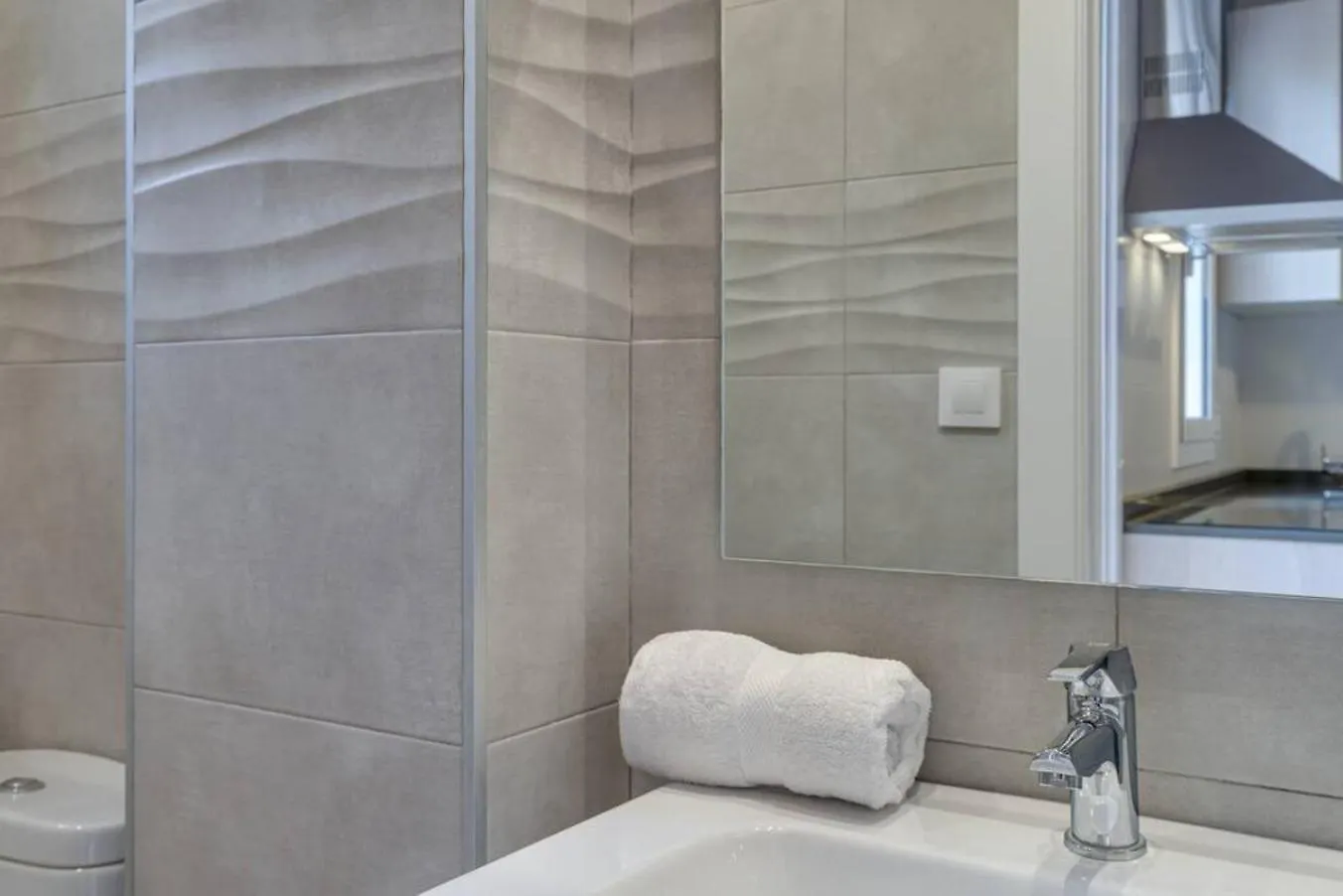Live Like A Local In Eixample Lejlighed Barcelona