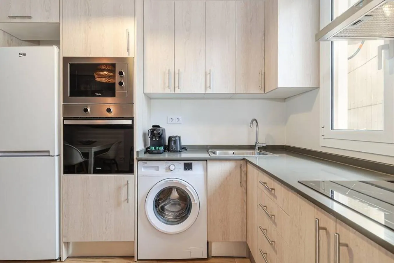 Live Like A Local In Eixample Apartment Barcelona 0*,