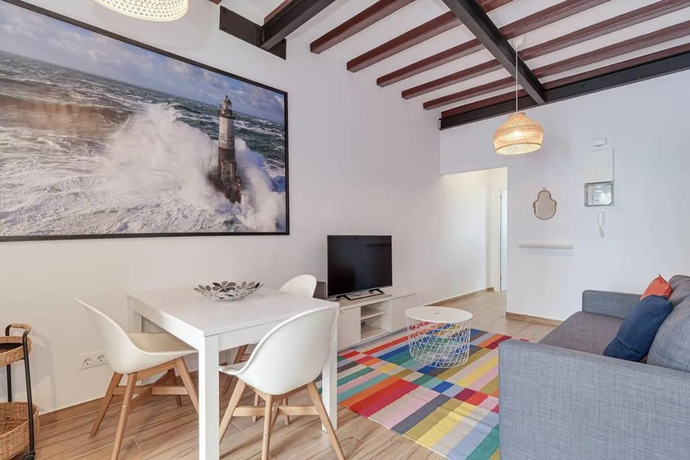 Live Like A Local In Eixample Apartment Barcelona